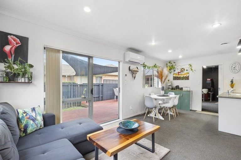 Photo of property in 61a Kayes Road, Pukekohe, 2120