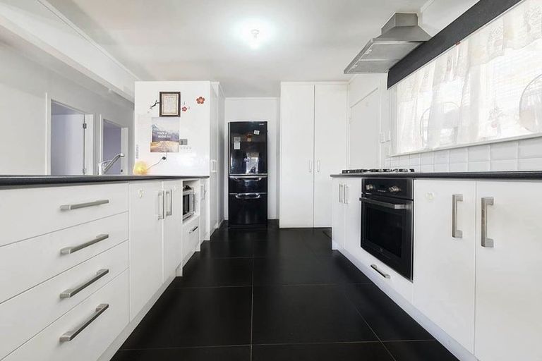Photo of property in 3/33 Cleek Road, Mangere East, Auckland, 2024