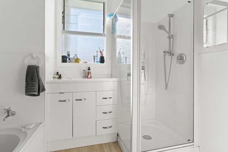 Photo of property in 6 Mountbatten Place, Te Puke, 3119