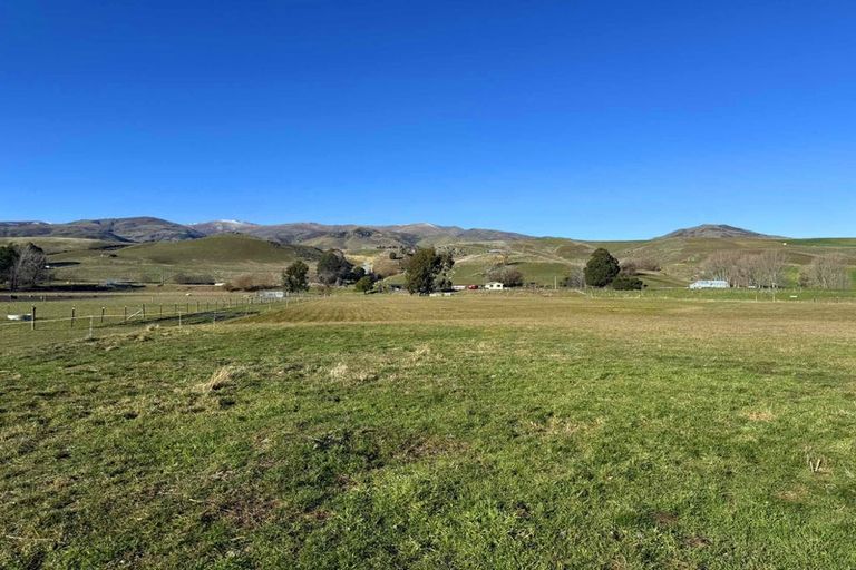 Photo of property in 745 Ardgour Valley Road, Tarras, Cromwell, 9383