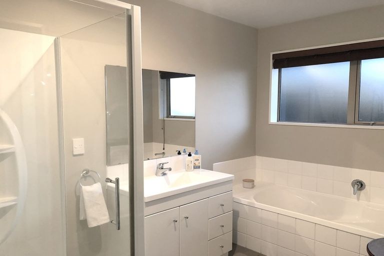 Photo of property in 31 Rolleston Drive, Rolleston, 7614