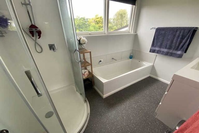 Photo of property in 181 Maidstone Road, Avonhead, Christchurch, 8042