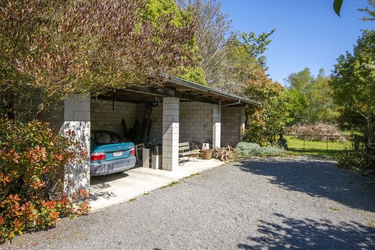 Photo of property in 92 Eders Road, Woodend, 7610