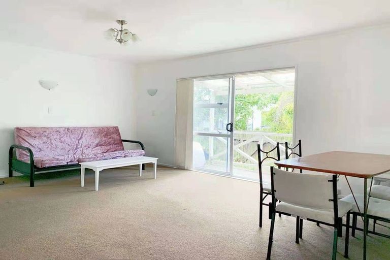 Photo of property in 104 Lynwood Road, New Lynn, Auckland, 0600