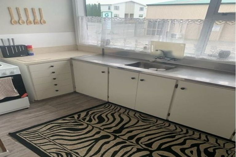 Photo of property in 118 Dobson Street, Ashburton, 7700