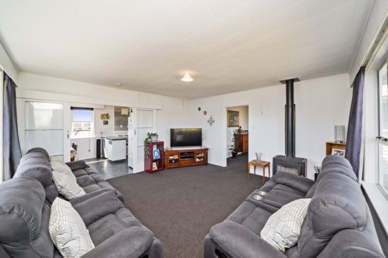 Photo of property in 4 Fairbank Avenue, Stratford, 4332