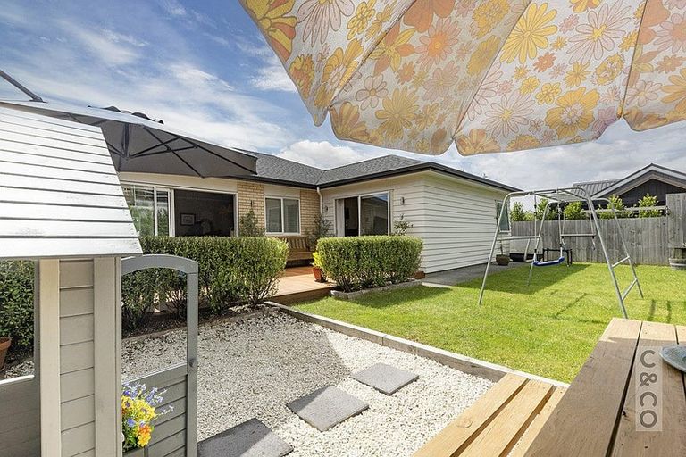 Photo of property in 14 Dinning Road, Riverhead, 0820