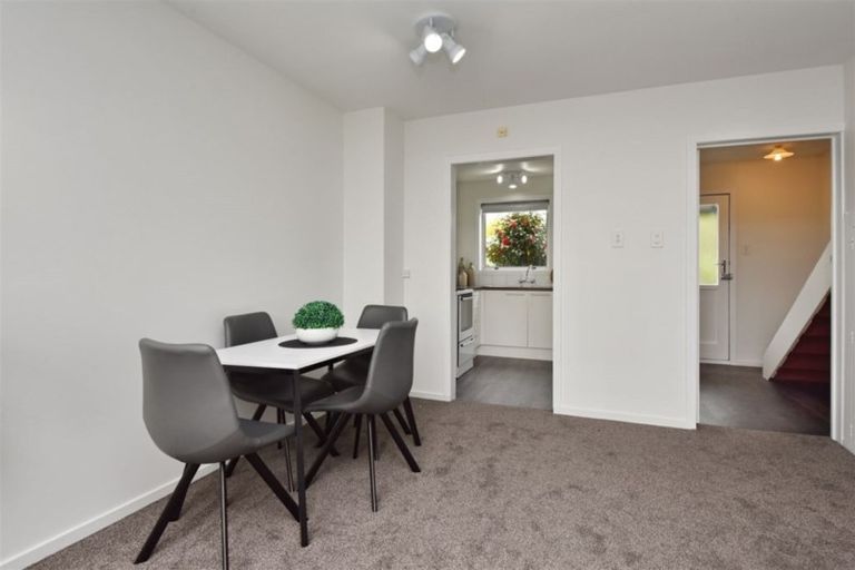 Photo of property in 2/17 Geraldine Street, Edgeware, Christchurch, 8013