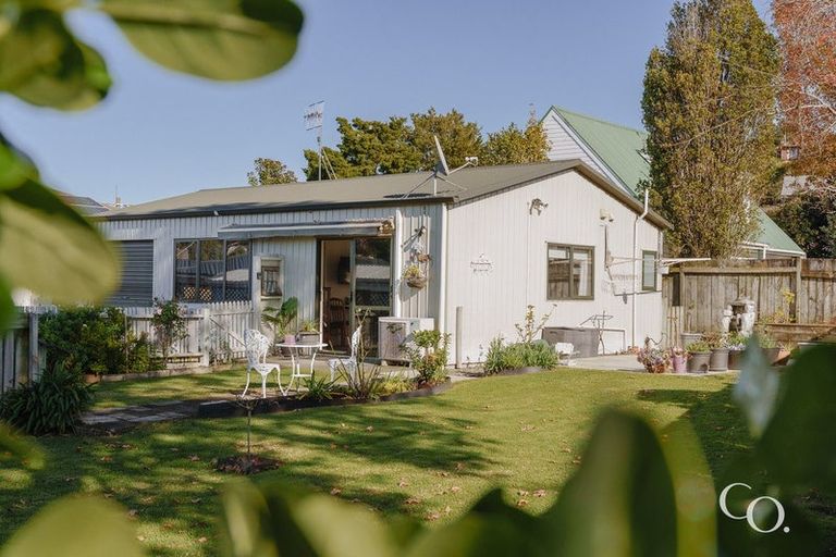 Photo of property in 8a Canberra Place, Bellevue, Tauranga, 3110