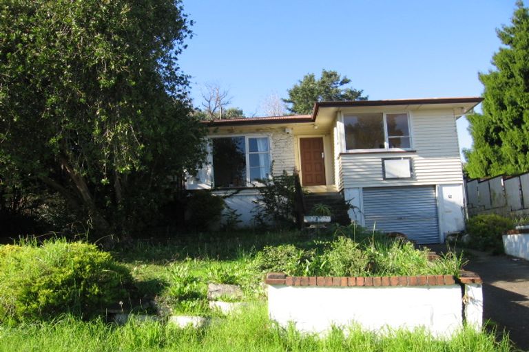 Photo of property in 3 Marie Crescent, Te Atatu South, Auckland, 0610