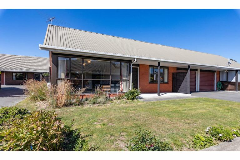 Photo of property in Carmichael Courts, 4/14 Wharenui Road, Upper Riccarton, Christchurch, 8041