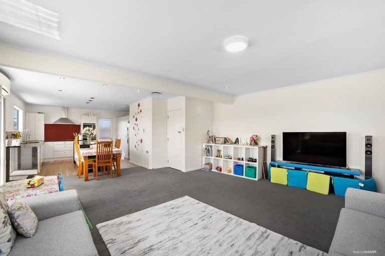 Photo of property in 217 Glamorgan Drive, Torbay, Auckland, 0630