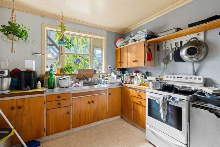 Photo of property in 134 Main Street, Greytown, 5712