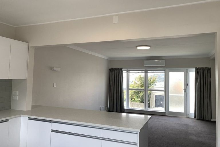 Photo of property in 76a Thompson Street, Mount Cook, Wellington, 6011