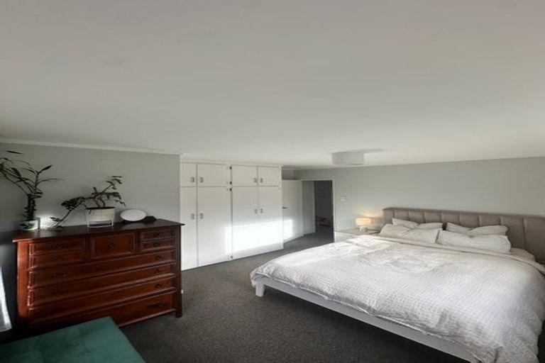 Photo of property in 46 Guadeloupe Crescent, Grenada Village, Wellington, 6037