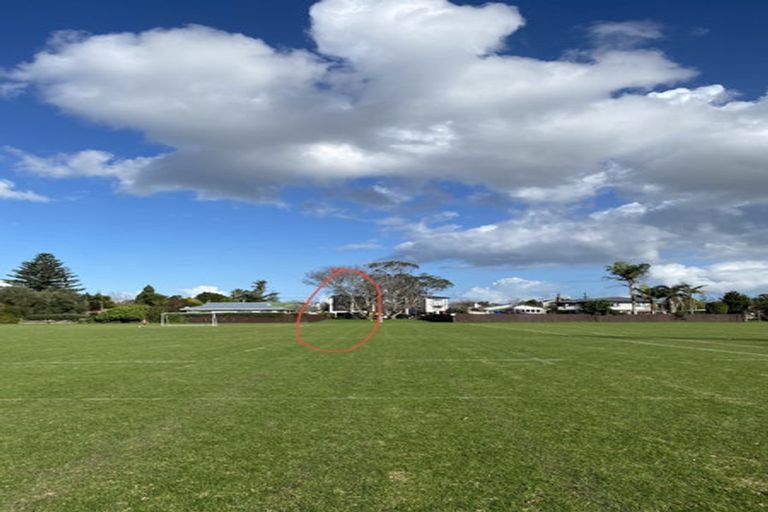 Photo of property in 8/22 Yeovil Road, Te Atatu Peninsula, Auckland, 0610