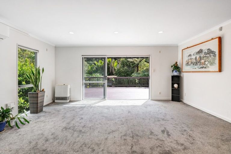 Photo of property in 133a Glendhu Road, Bayview, Auckland, 0629