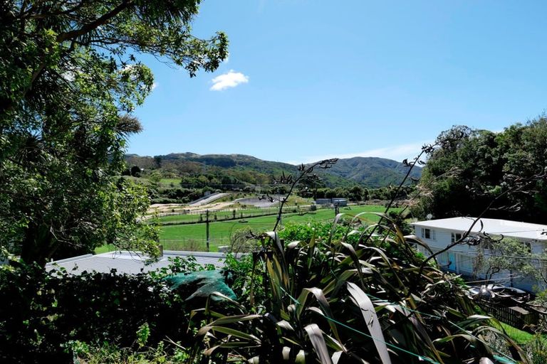 Photo of property in 45a Randwick Road, Northland, Wellington, 6012
