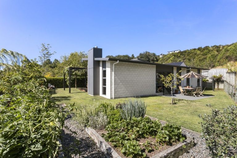 Photo of property in 15 Kakemai Rise, Pyes Pa, Tauranga, 3112