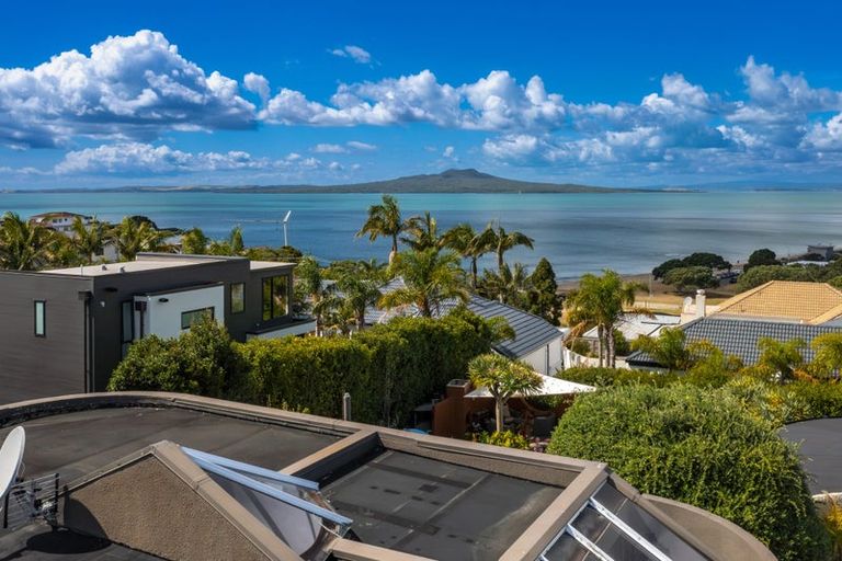 Photo of property in 1/20 Marama Street, Castor Bay, Auckland, 0620