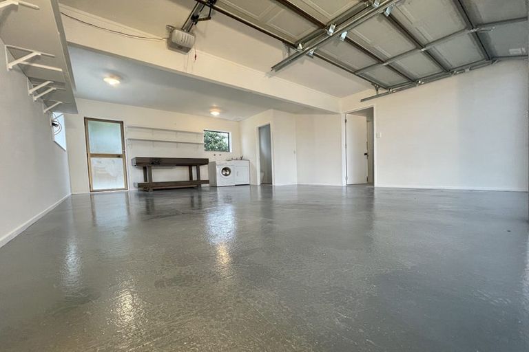 Photo of property in 2/28 Summit Drive, Torbay, Auckland, 0630