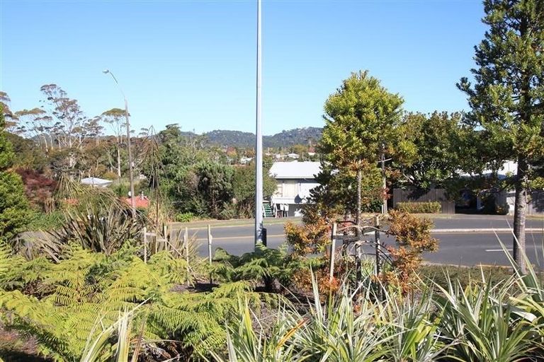 Photo of property in 1/34 Glendale Road, Glen Eden, Auckland, 0602