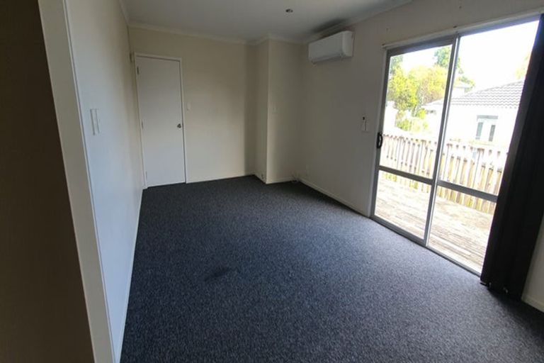 Photo of property in 26 Burbank Avenue, Manurewa, Auckland, 2102