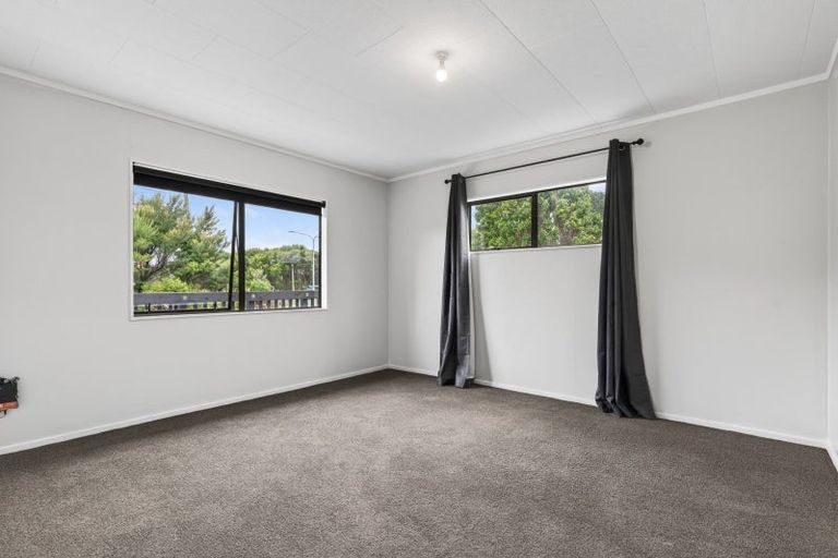 Photo of property in 1 Cullen Street, Mangawhai Heads, Mangawhai, 0505