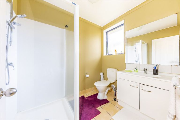 Photo of property in 24 Scotts Field Drive, Takanini, 2112