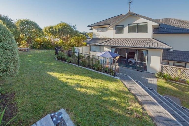 Photo of property in 7 Amesbury Drive, Churton Park, Wellington, 6037