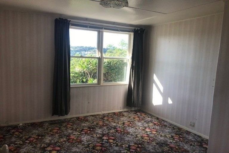 Photo of property in 35 Tireti Road, Titahi Bay, Porirua, 5022