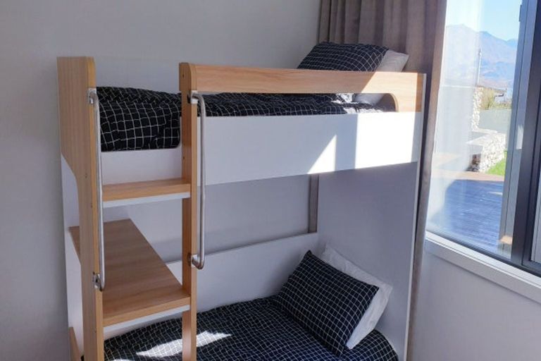 Photo of property in 6 Clutha Place, Wanaka, 9305