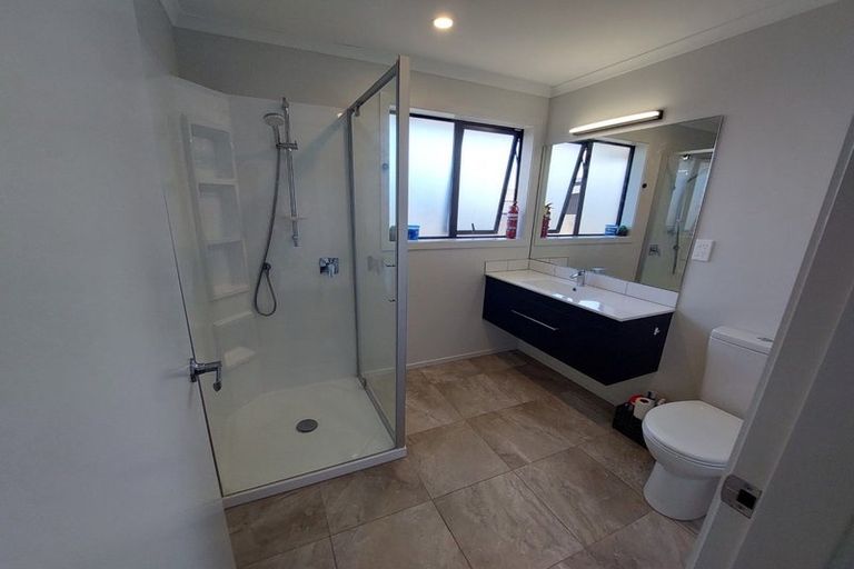 Photo of property in 168 Navigation Drive, Whitby, Porirua, 5024