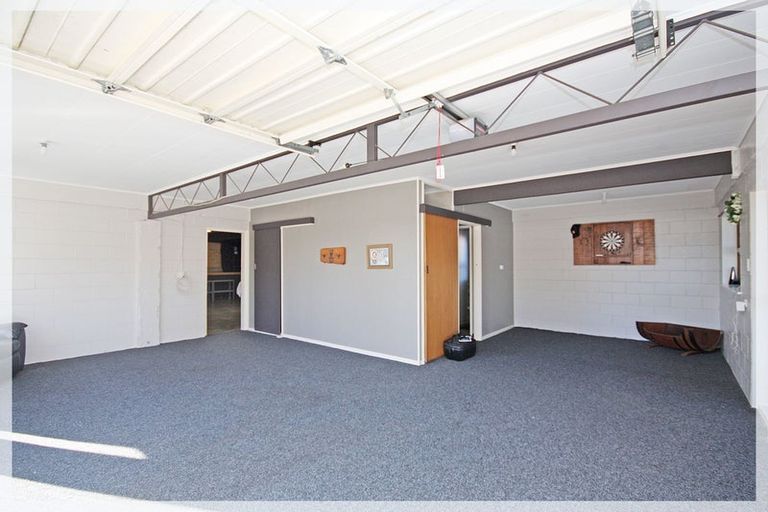 Photo of property in 30a Avenue Road, Foxton, 4814