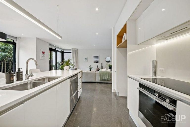 Photo of property in 6 Nevill Road, Hobsonville, Auckland, 0616