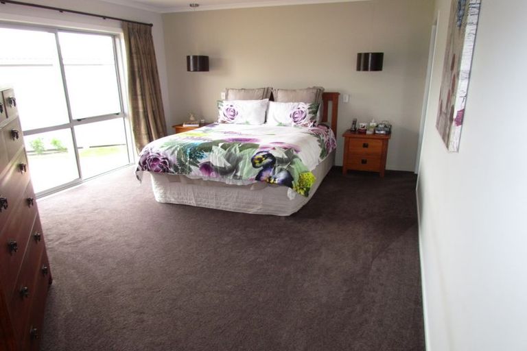 Photo of property in 21 Chamberlain Road, Masterton, 5888