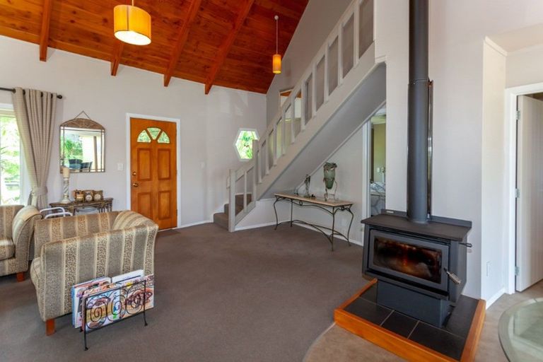 Photo of property in 127 Mckellar Place, Whangamata, 3620