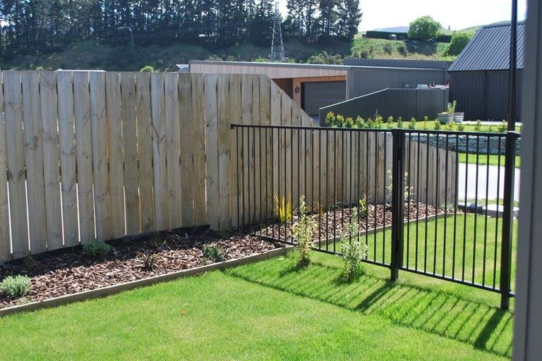Photo of property in 11 Cumberland Road, Lower Shotover, Queenstown, 9304