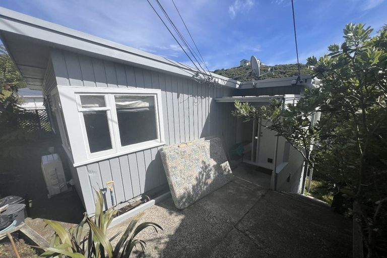 Photo of property in 94 Karepa Street, Brooklyn, Wellington, 6021