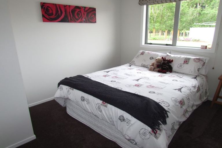 Photo of property in 21 Chamberlain Road, Masterton, 5888