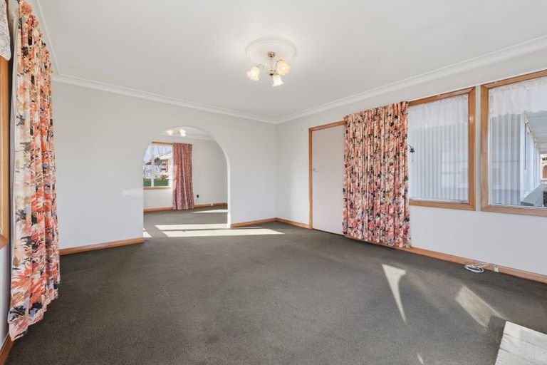 Photo of property in 132 Macandrew Road, South Dunedin, Dunedin, 9012