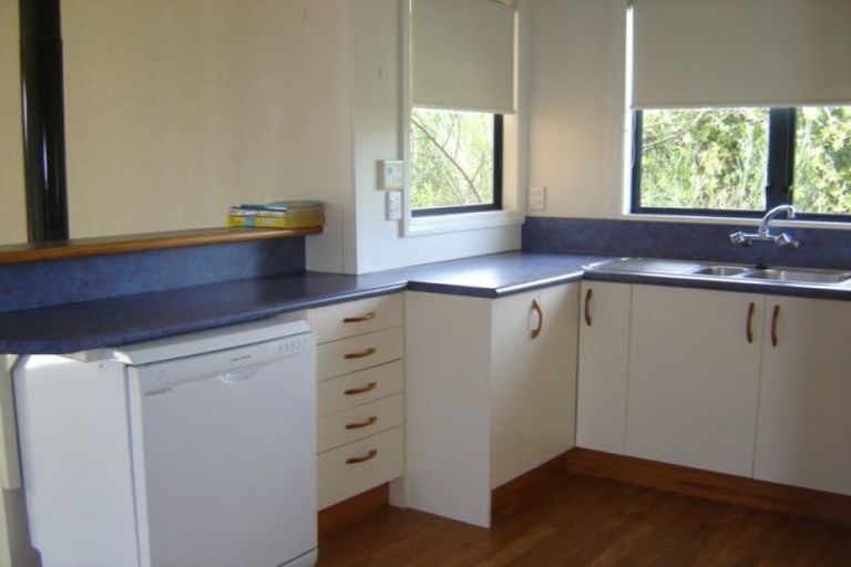 Photo of property in 9 Hohiria Street, Waikanae Beach, Waikanae, 5036