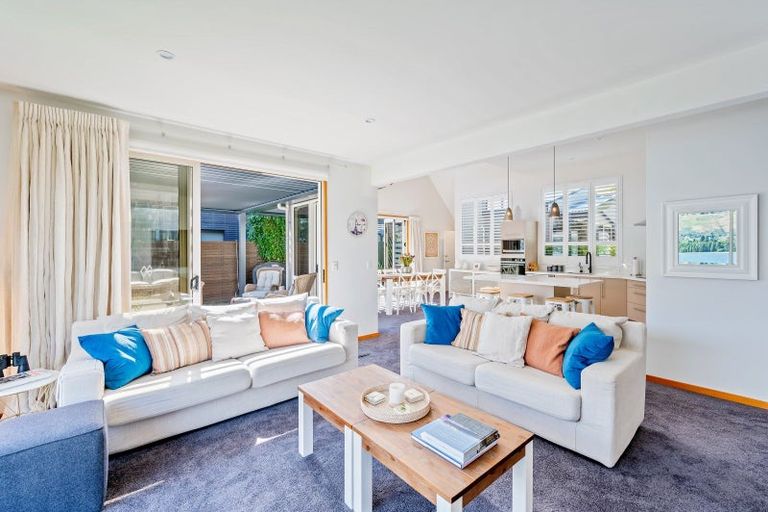 Photo of property in 32 Lismore Street, Wanaka, 9305