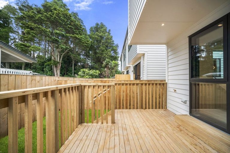 Photo of property in 21a Hillcrest Avenue, Hillcrest, Auckland, 0627
