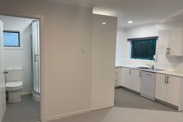 Photo of property in 49a Helena Street, Massey, Auckland, 0614