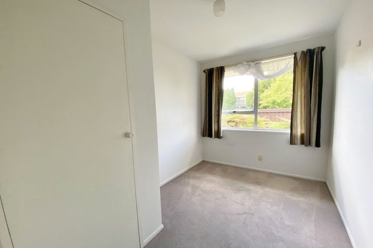Photo of property in 2/329 Hendersons Road, Hoon Hay, Christchurch, 8025