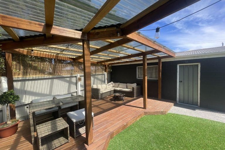 Photo of property in 38 Beckford Road, Saint Martins, Christchurch, 8022