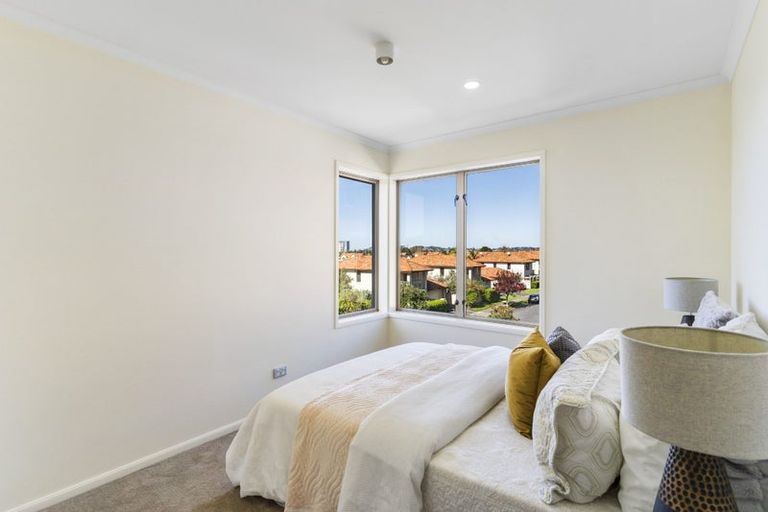 Photo of property in 49 Millennial Way, Orewa, 0931