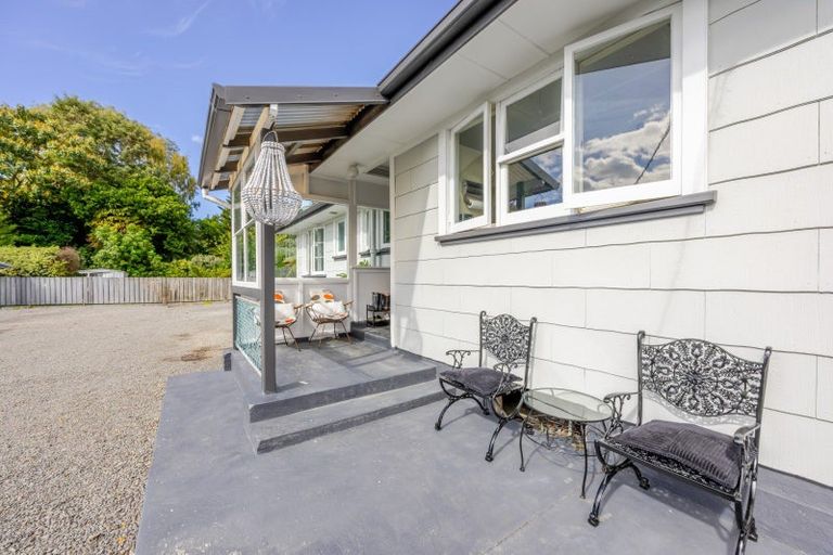Photo of property in 243 State Highway 2, Clive, 4102