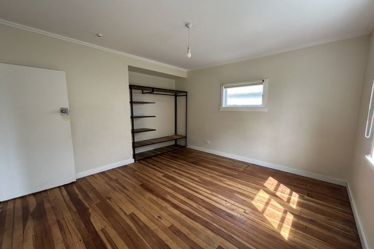 Photo of property in 42 Mckenzie Street, Levin, 5510